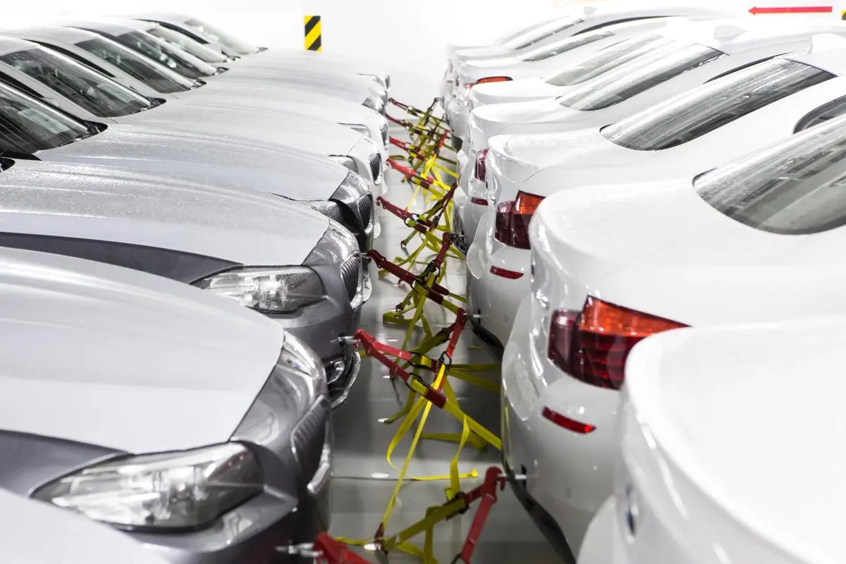 Car Shipping in Container